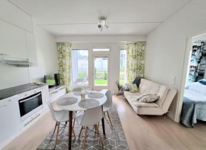 2-room apartment 7 min by train from airport, Vantaa